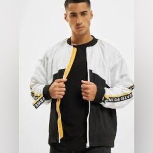 ZARA ITALIAN DESIGNER Windbreaker Light Jacket